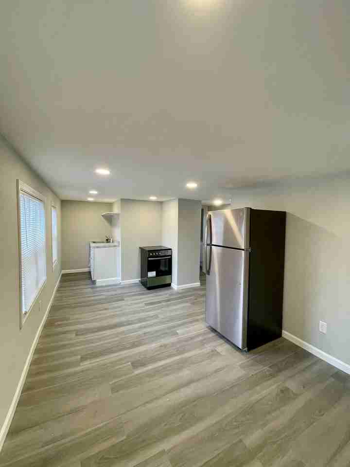 Waite St #2 - Photo 6 of 9