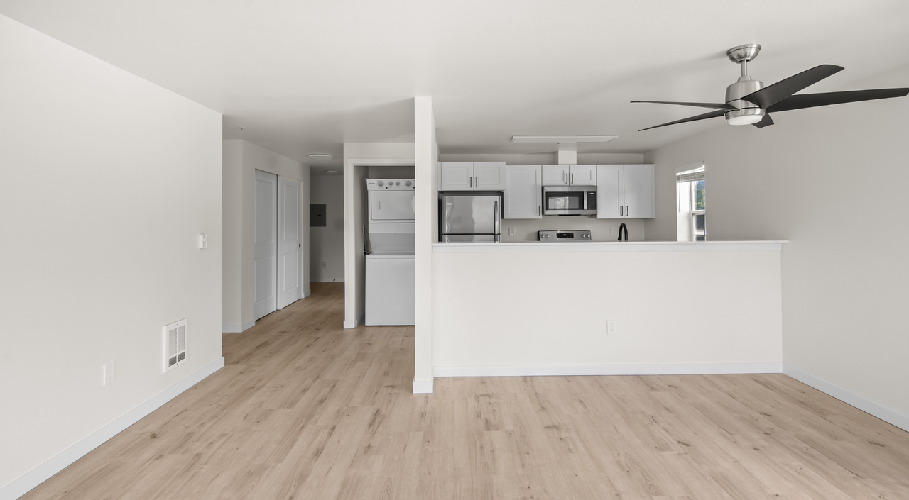 Vista 2 Apartments - Photo 3 of 6