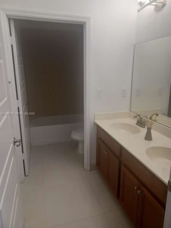 936 Northeast 191st Terrace - Photo 2 of 14