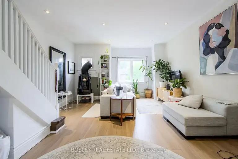 2 Dawson Ave - Photo 7 of 15