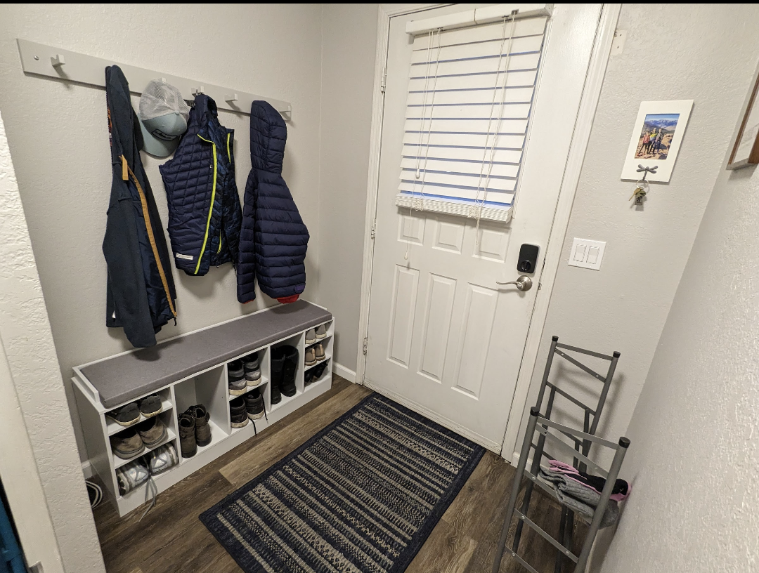 19760 Applewood Ct - Photo 2 of 20