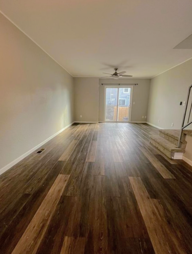 19760 Applewood Ct - Photo 3 of 20