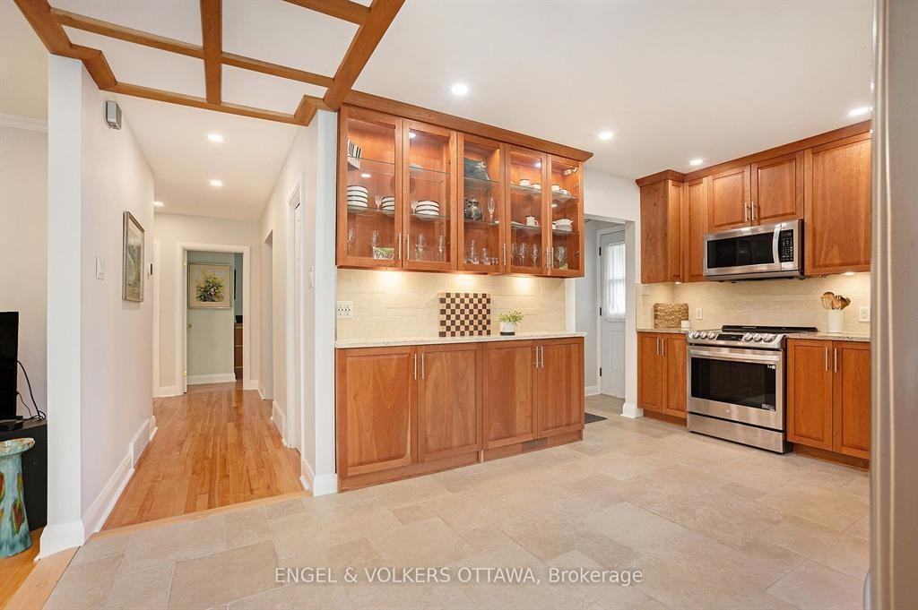 607 Shelley Avenue - Photo 7 of 30