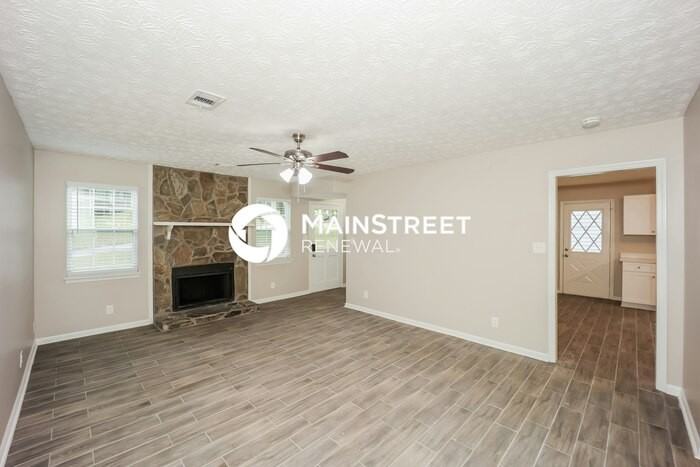 250 Big Bear Ct - Photo 4 of 16
