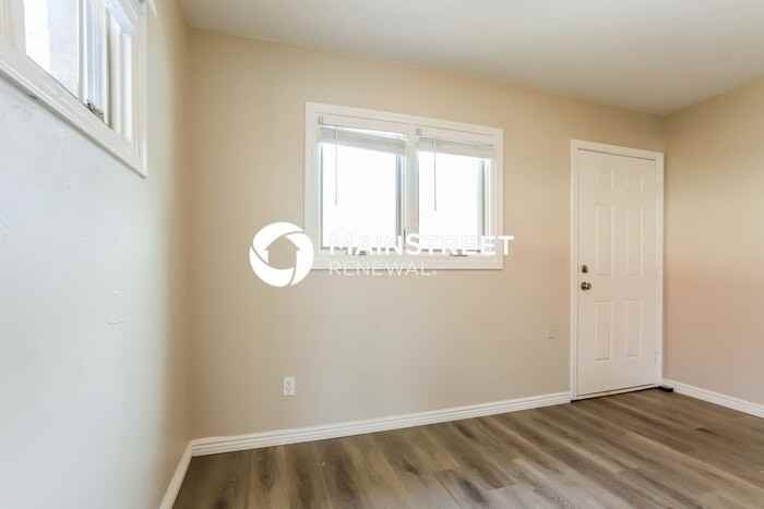 1048 Quari St - Photo 3 of 16