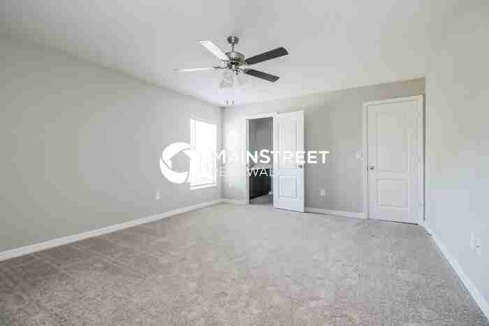 127 Tulip Ln - Photo 7 of 16