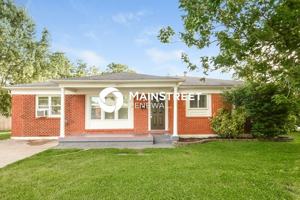 featured image of 4900 Libby Ln