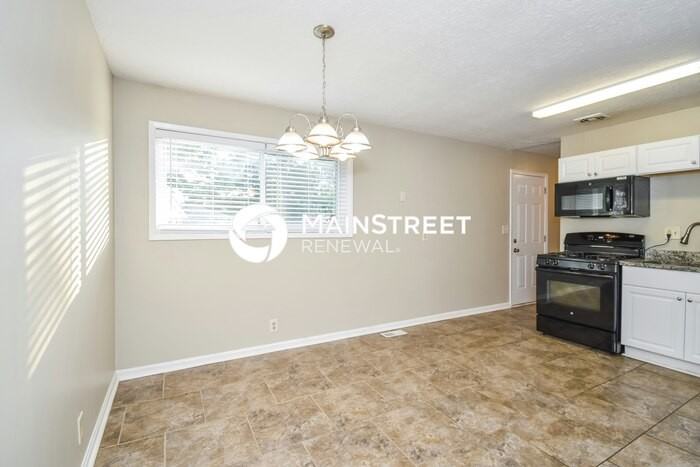 4900 Libby Ln - Photo 4 of 16