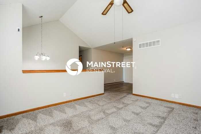 206 Nw 102nd St - Photo 4 of 17