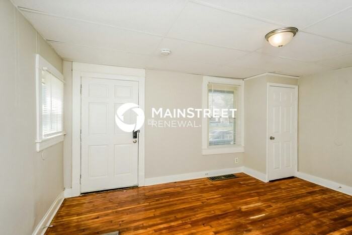 409 S 39th St #A - Photo 5 of 16