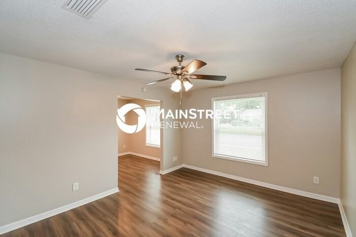 3952 Chestwood Ave - Photo 5 of 16