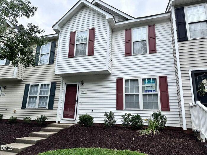2112 Walnut Bluffs Ln
