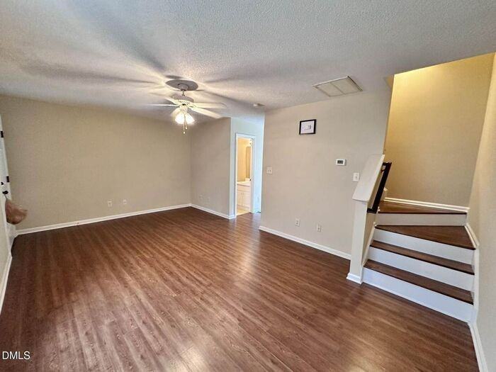 2112 Walnut Bluffs Ln - Photo 2 of 12