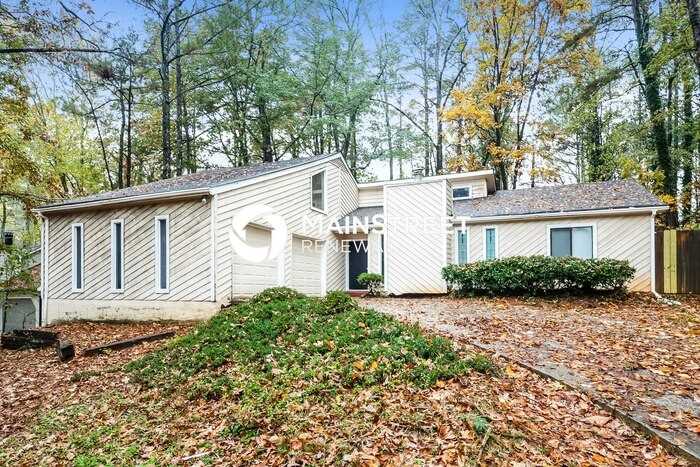 5629 Whittondale Rd - Photo 4 of 17