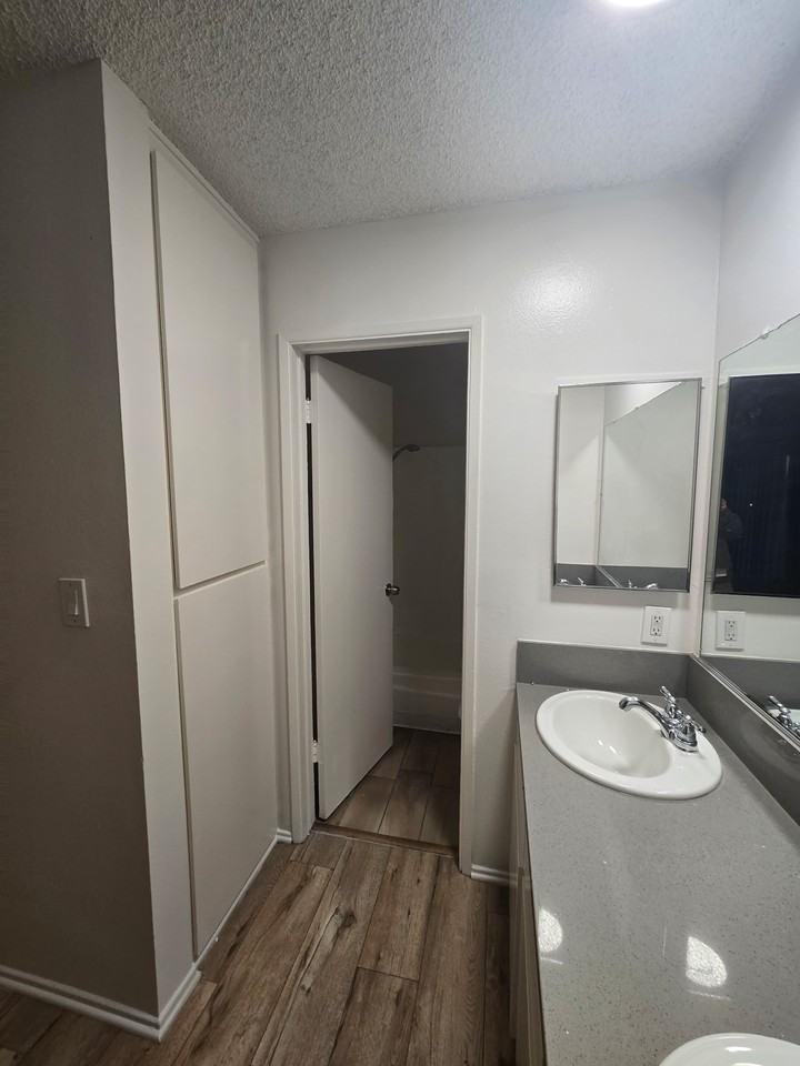 4555 Fulton Ave #108 - Photo 4 of 11