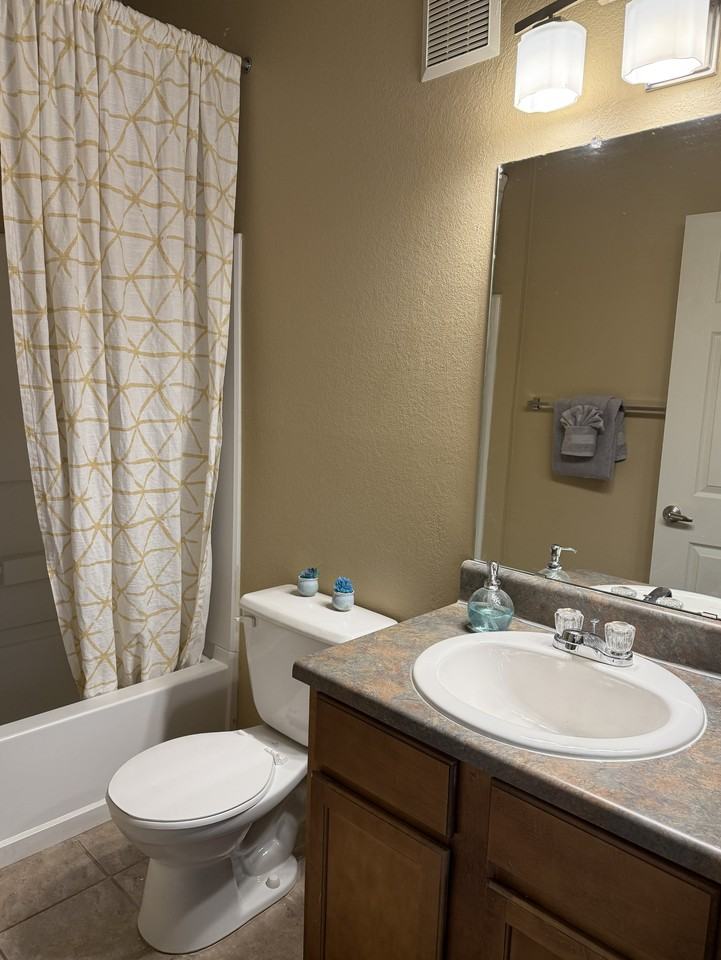 The Lodge - Photo 4 of 23