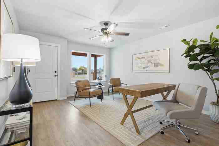 3427 N Ironwood Ave - Photo 6 of 32