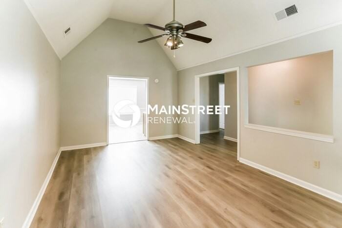 6915 Black Thorn Dr - Photo 3 of 16