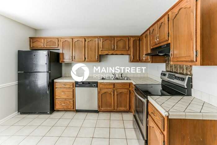 6915 Black Thorn Dr - Photo 6 of 16