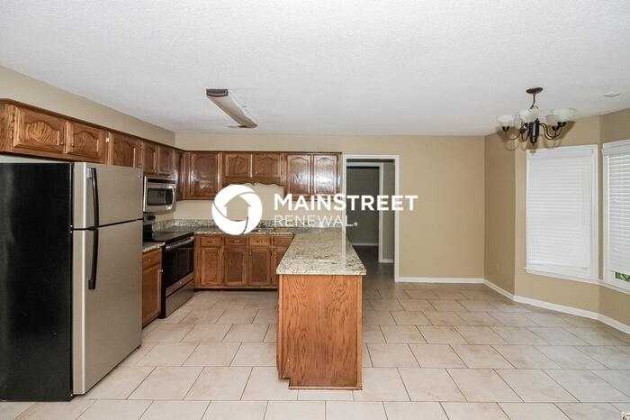 8866 Forest Breeze Dr - Photo 7 of 17