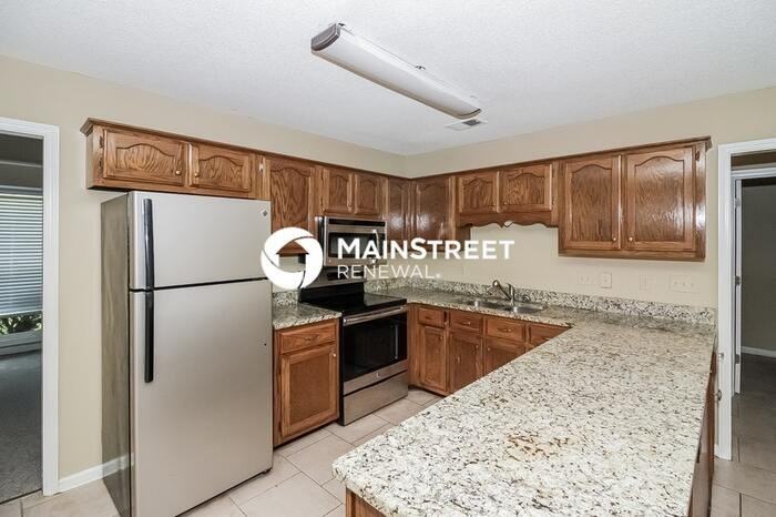 8866 Forest Breeze Dr - Photo 6 of 17
