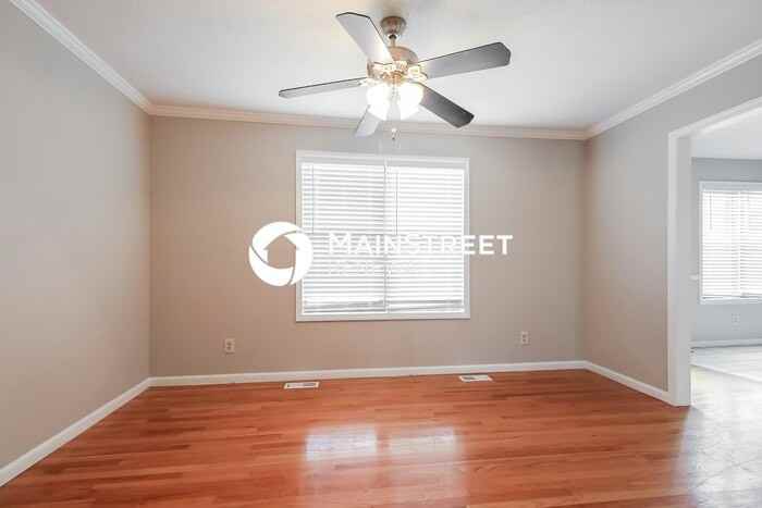 510 Forestglen Ln - Photo 7 of 18