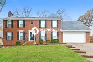 featured image of 2231 Oak Hollow Ln