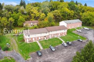 featured image of 193 Glenn St #H