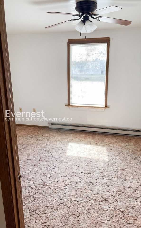 193 Glenn St #H - Photo 6 of 12