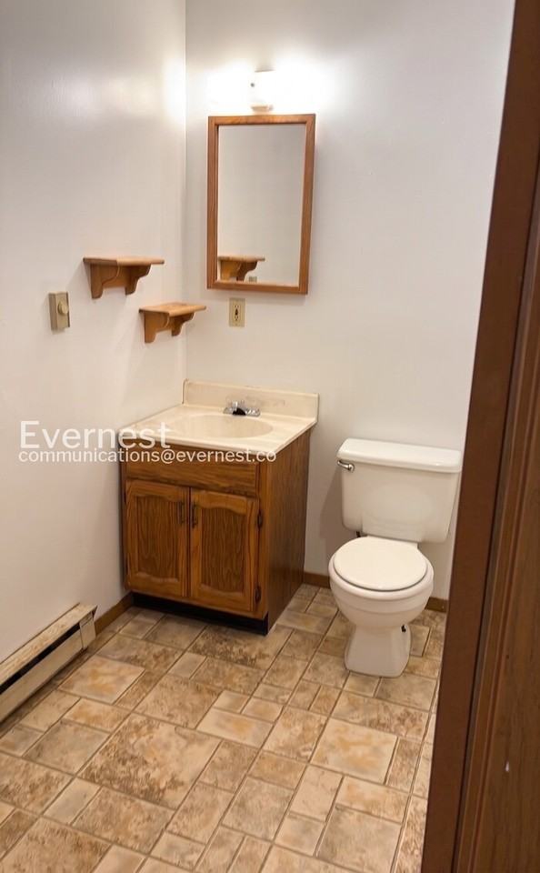 193 Glenn St #H - Photo 7 of 12