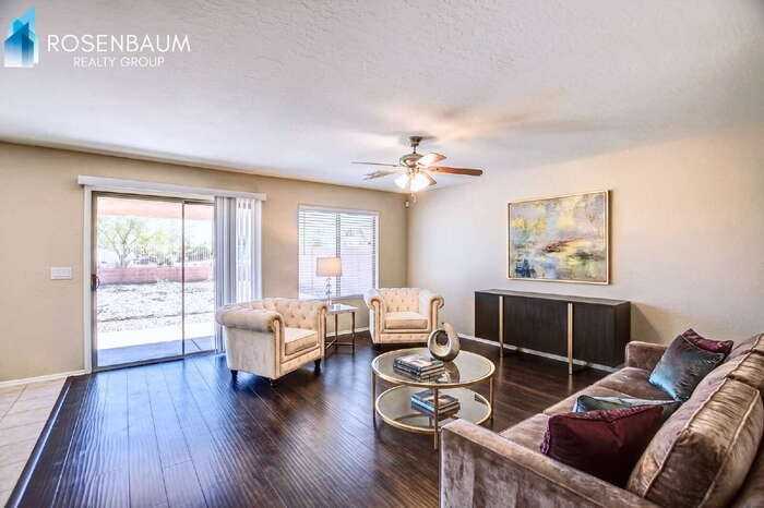 24347 N Oasis Blvd - Photo 4 of 23