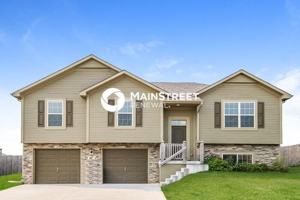 featured image of 407 Ne 192nd St