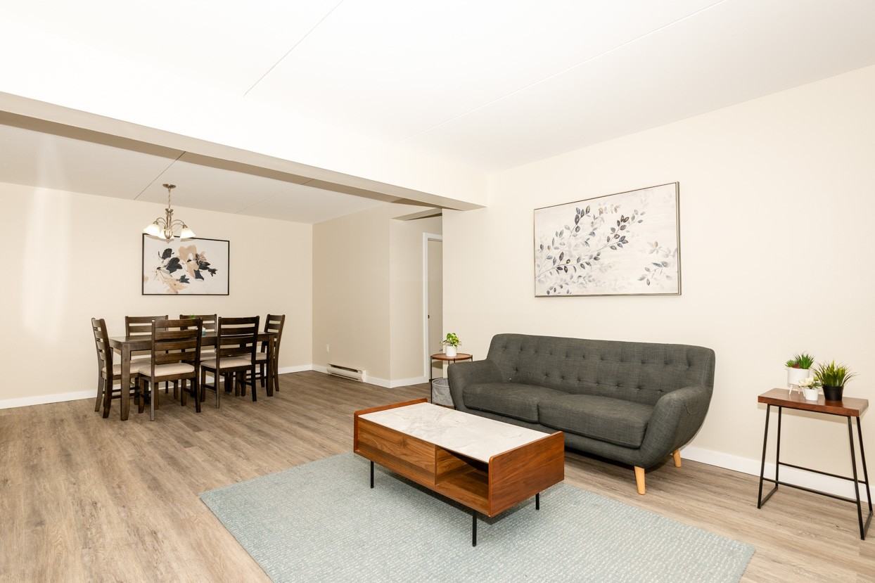 88 SouthPark Drive - Photo 4 of 34