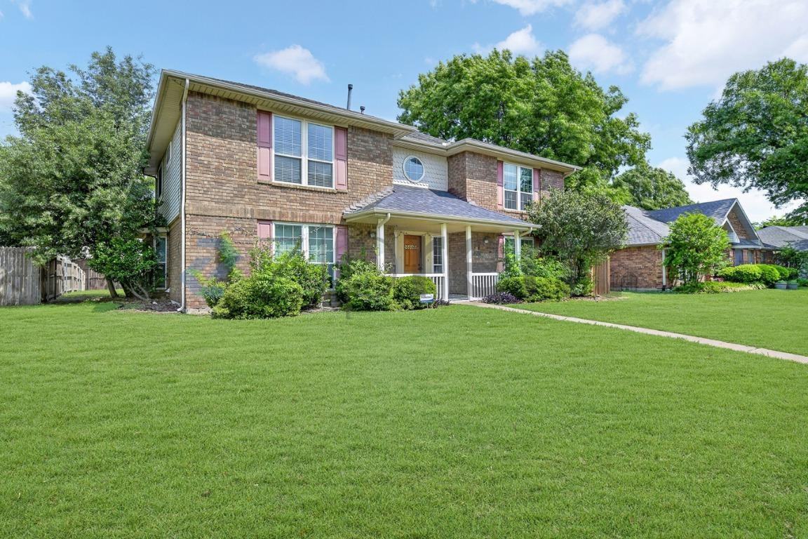 3817 Dutton Dr - Photo 2 of 33