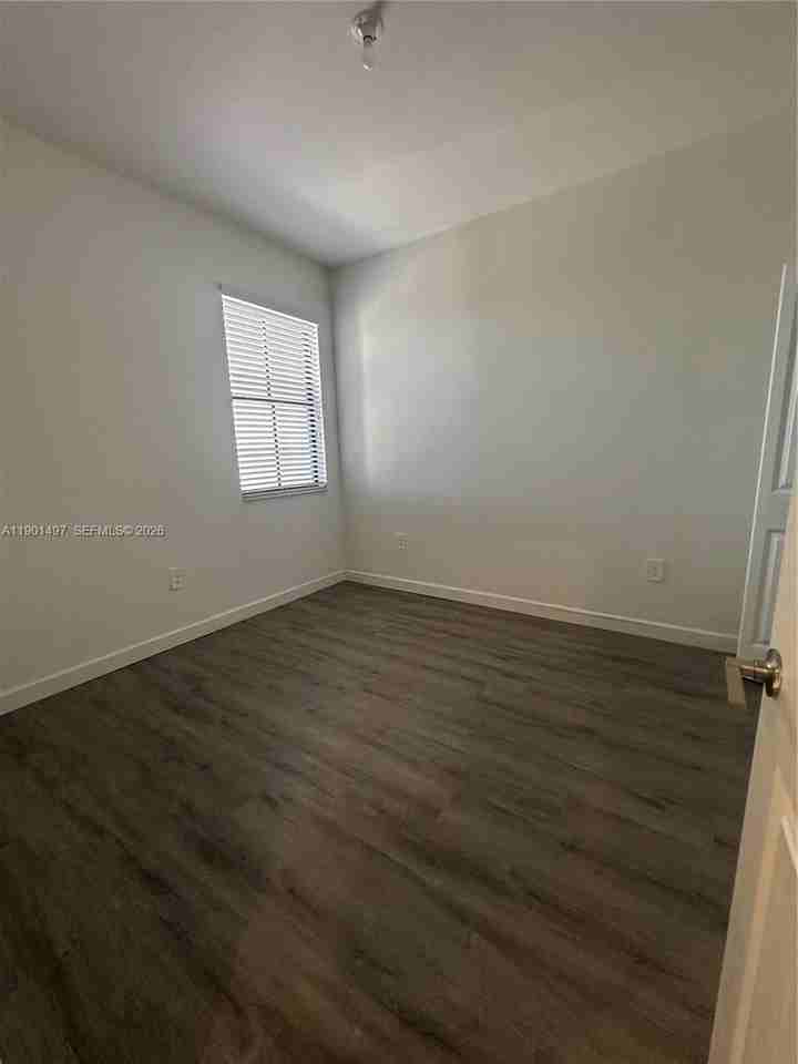 11767 Southwest 246 Terrace - Photo 2 of 15