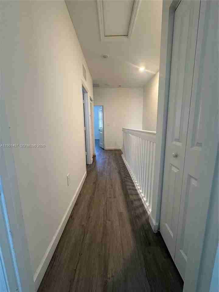 11767 Southwest 246 Terrace - Photo 5 of 15