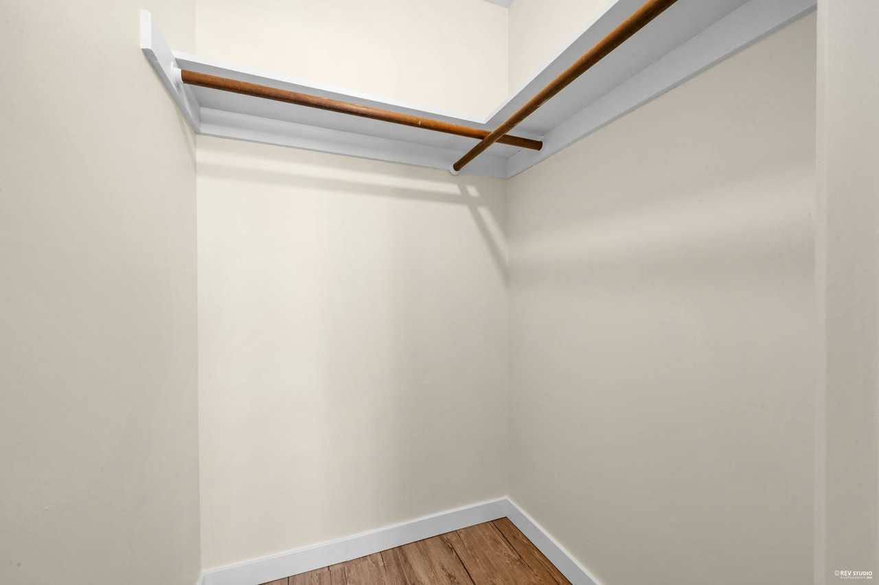 FERNDALE COURT - Photo 6 of 50