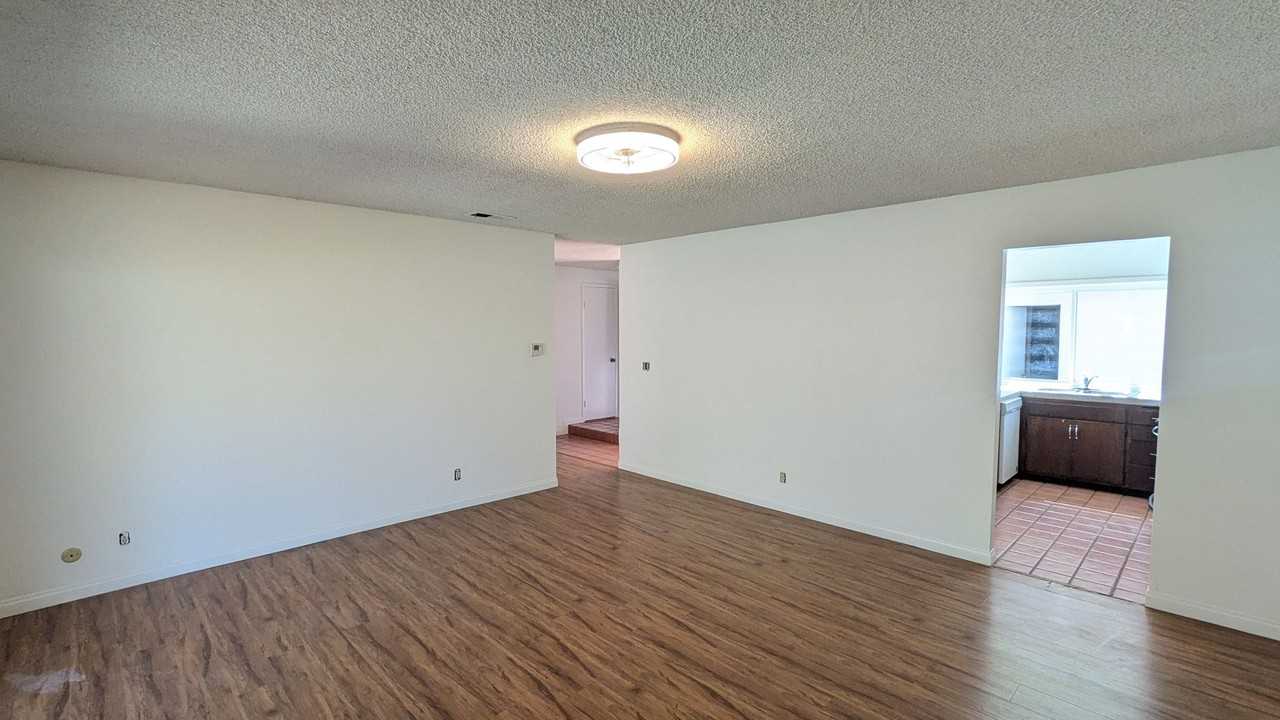 3221 Lemon Ln - Photo 5 of 19