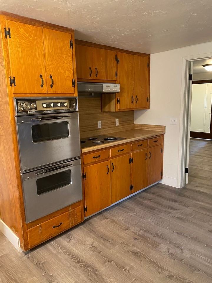 1642 Mulberry St - Photo 6 of 20