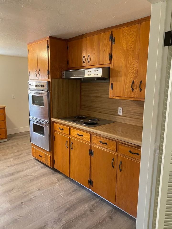 1642 Mulberry St - Photo 7 of 20