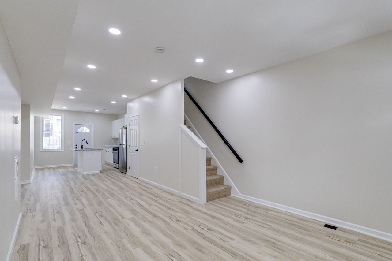 2702 Beryl Ave - Photo 3 of 24