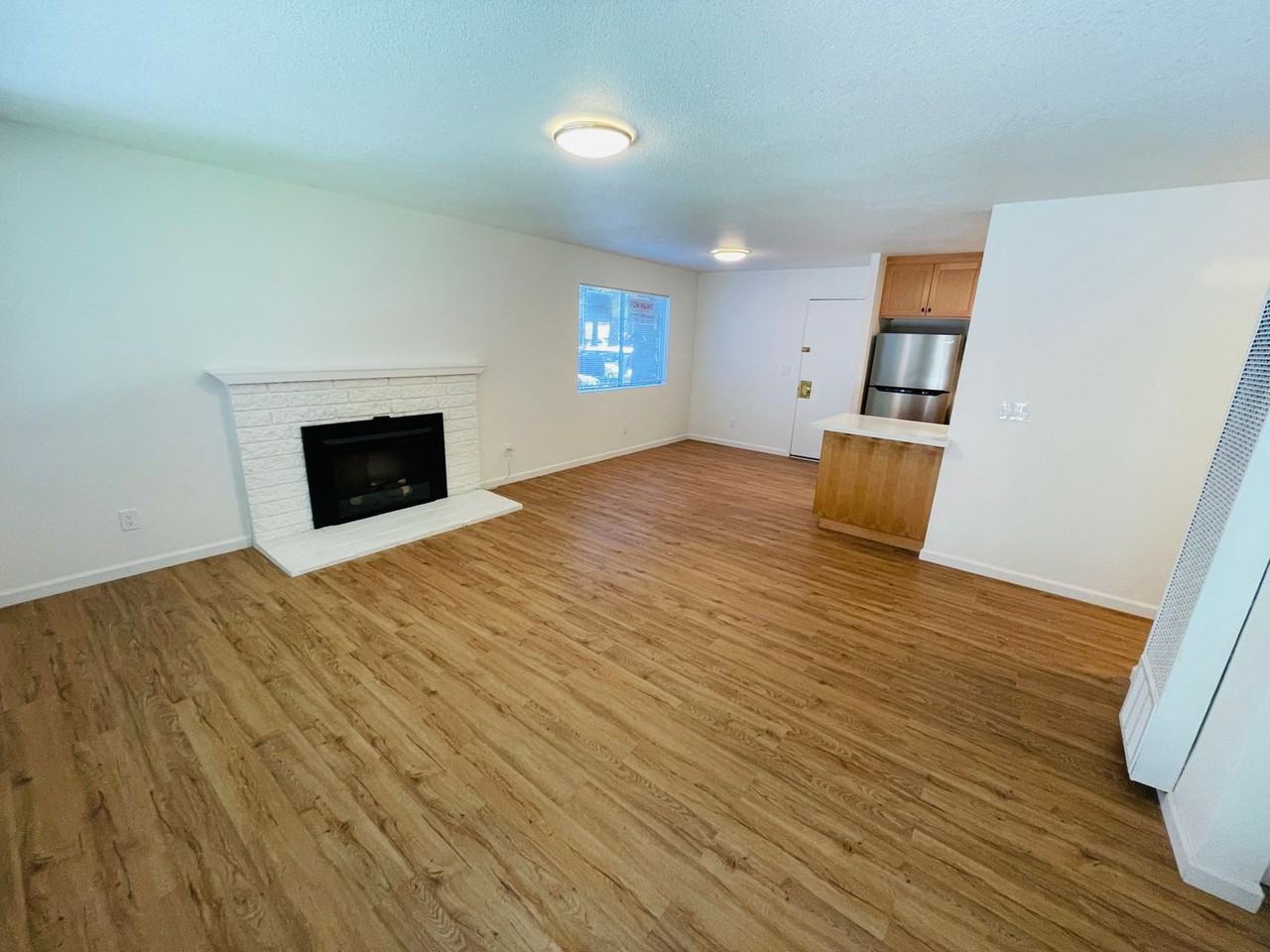 3356 Treehaven Dr #1 - Photo 5 of 27