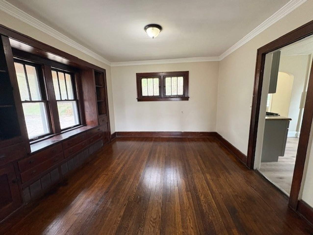 378 Trigonia Dr - Photo 3 of 13