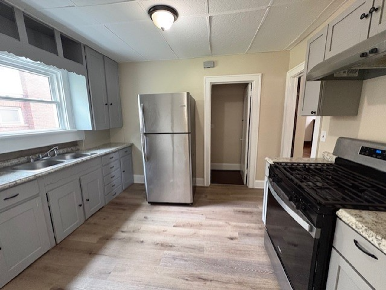 378 Trigonia Dr - Photo 4 of 13