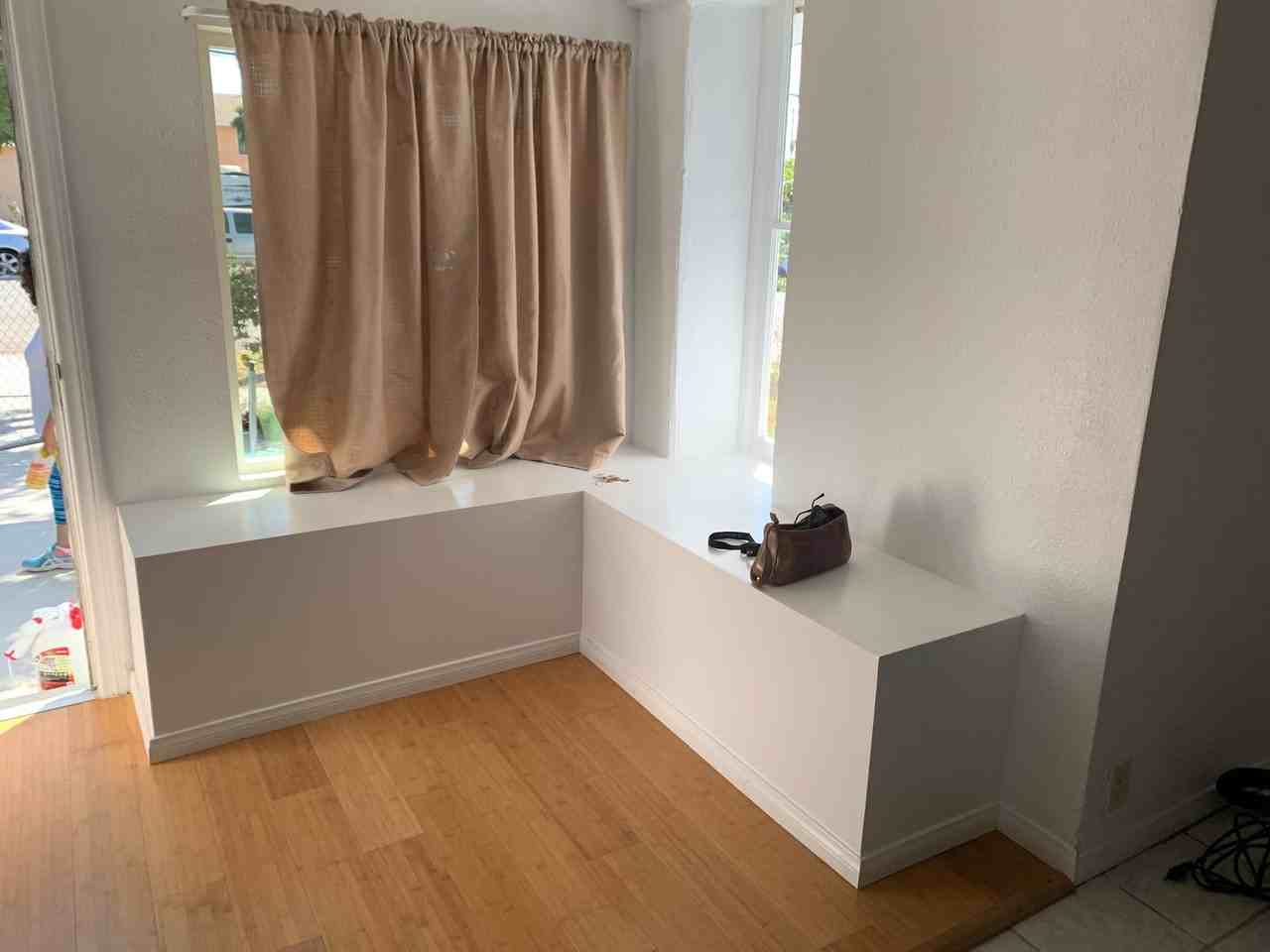 917 E 6th St - Photo 6 of 6