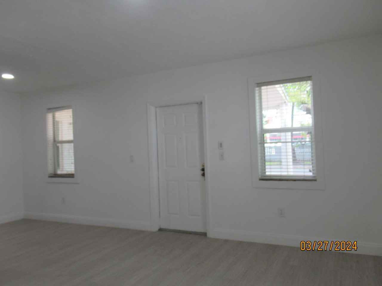 4245 Sw 7th St - Photo 7 of 20