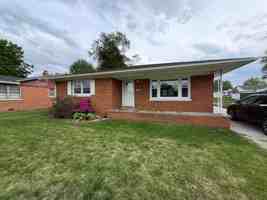 featured image of 2201 E Eichel Ave