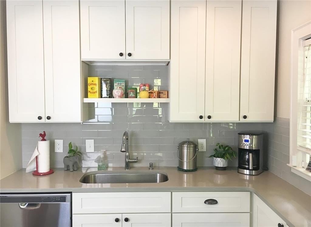 934 Ormewood Ave Se - Photo 6 of 18