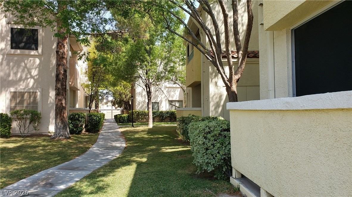 4865 S Torrey Pines Dr #106 - Photo 3 of 24