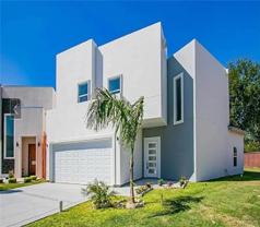 2303 S 42nd Ln - Photo 1 of 1